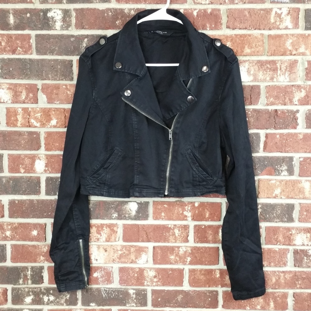 Celebrity Pink Black Cropped Zip Moto Jacket